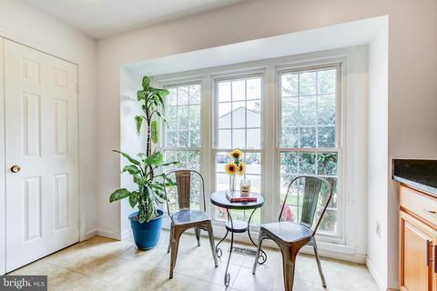 2005 Featherwood St, Silver Spring, MD 20904 photo 12