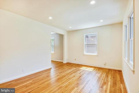 10605 Lester St, Silver Spring, MD 20902 photo 6