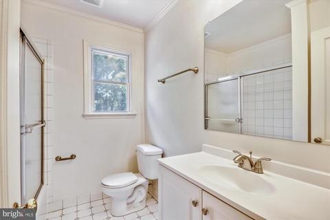 10605 Lester St, Silver Spring, MD 20902 photo 14
