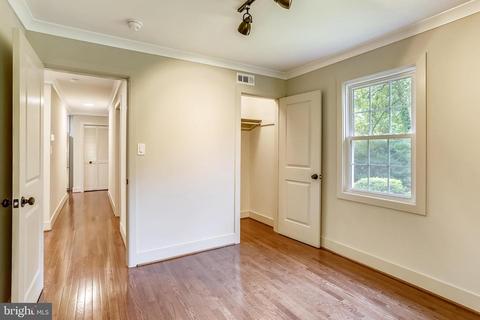 12805 Lacy Dr, Silver Spring, MD 20904 photo 16