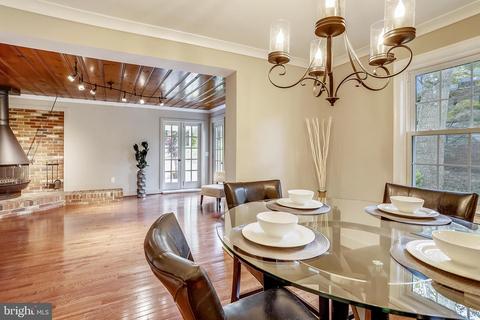 12805 Lacy Dr, Silver Spring, MD 20904 photo 9
