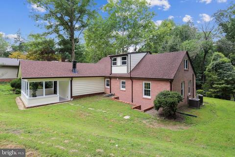 12805 Lacy Dr, Silver Spring, MD 20904 photo 3