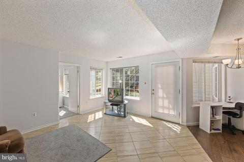 10829 Amherst Ave #D, Silver Spring, MD 20902 photo 4