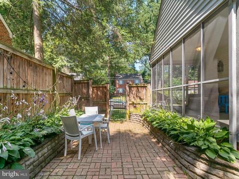 10305 Brookmoor Dr, Silver Spring, MD 20901 photo 38