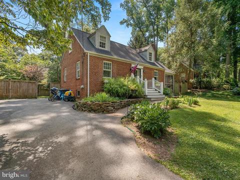 10305 Brookmoor Dr, Silver Spring, MD 20901 photo 2