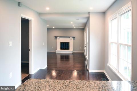 610 Venice Dr, Silver Spring, MD 20904 photo 6