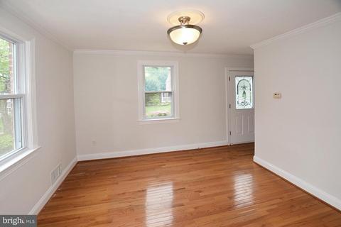 2405 Churchill Rd, Silver Spring, MD 20902 photo 11