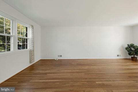 805 Downs Dr, Silver Spring, MD 20904 photo 6