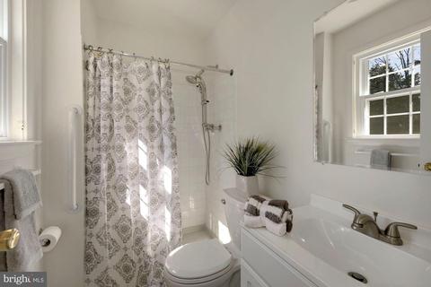 805 Downs Dr, Silver Spring, MD 20904 photo 20