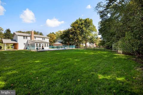 805 Downs Dr, Silver Spring, MD 20904 photo 32