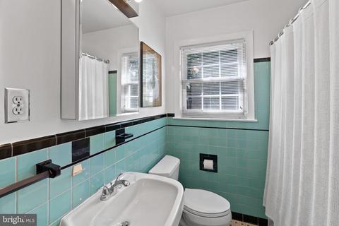 2112 Seminary Rd, Silver Spring, MD 20910 photo 13