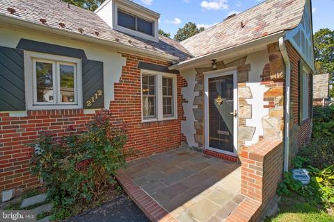 2112 Seminary Rd, Silver Spring, MD 20910 photo 3