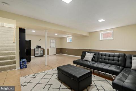 3935 Lantern Dr, Silver Spring, MD 20902 photo 25