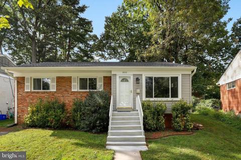 3935 Lantern Dr, Silver Spring, MD 20902 photo 1
