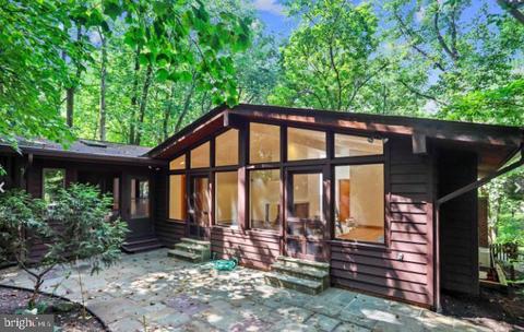 405 Apple Grove Rd, Silver Spring, MD 20904 photo 1