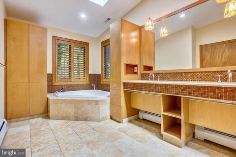 405 Apple Grove Rd, Silver Spring, MD 20904 photo 16