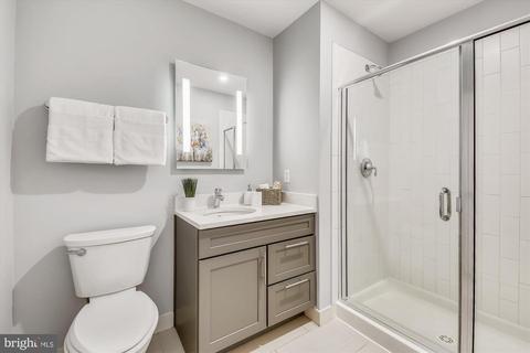 1320 Fenwick Ln #503, Silver Spring, MD 20910 photo 12
