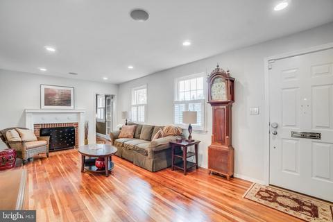 1511 Forest Glen Rd, Silver Spring, MD 20910 photo 4