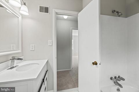312 Stonegate Dr, Silver Spring, MD 20905 photo 30