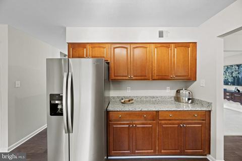 312 Stonegate Dr, Silver Spring, MD 20905 photo 10