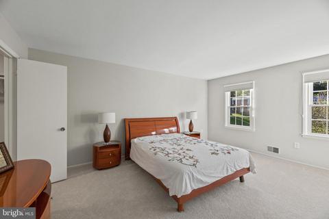 312 Stonegate Dr, Silver Spring, MD 20905 photo 18