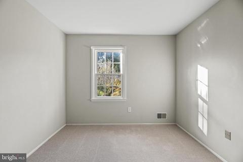 312 Stonegate Dr, Silver Spring, MD 20905 photo 27