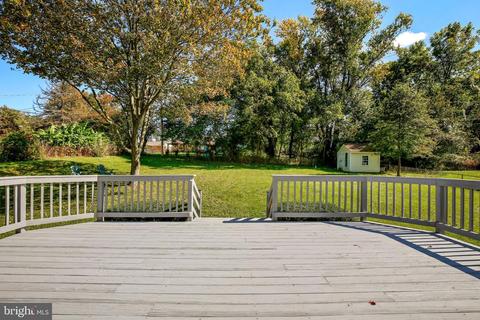 17207 Emerson Dr, Silver Spring, MD 20905 photo 43