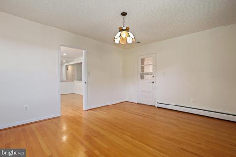 17207 Emerson Dr, Silver Spring, MD 20905 photo 18