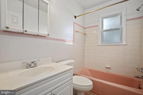 17207 Emerson Dr, Silver Spring, MD 20905 photo 25