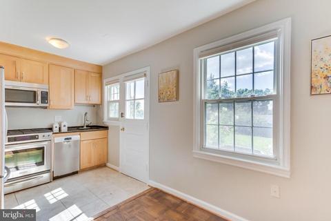 1734 E West Hwy, Silver Spring, MD 20910 photo 11