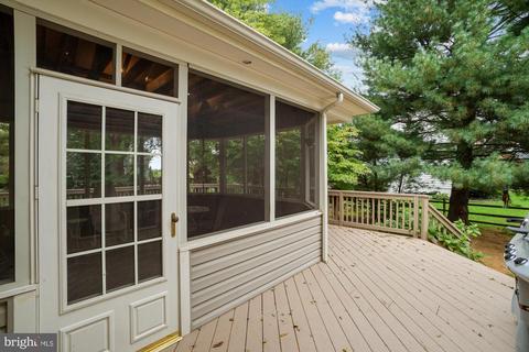 17912 Hickman St, Poolesville, MD 20837 photo 12