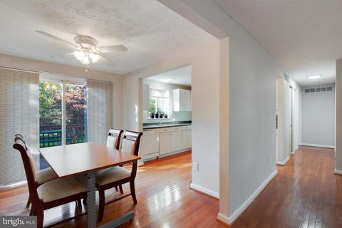 1413 Rising Wind Ct, Silver Spring, MD 20905 photo 4