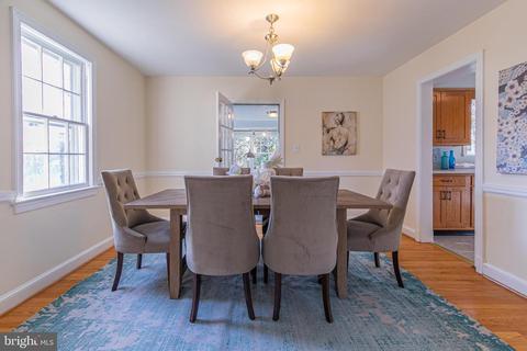 206 Normandy Dr, Silver Spring, MD 20901 photo 8