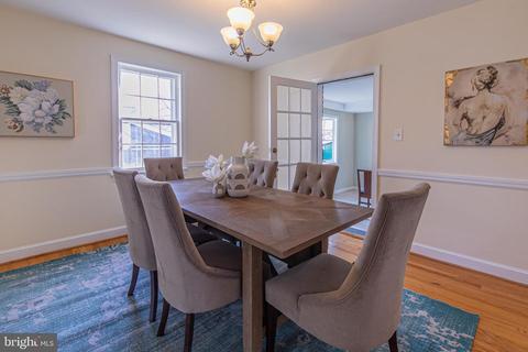206 Normandy Dr, Silver Spring, MD 20901 photo 9