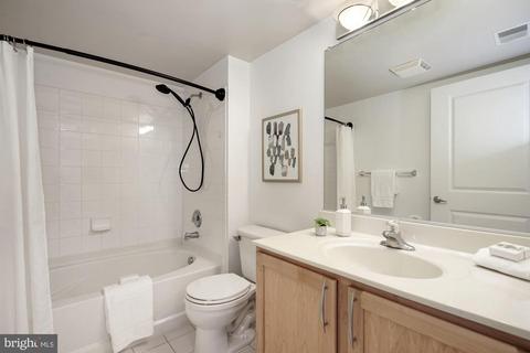 7915 Eastern Ave #714, Silver Spring, MD 20910 photo 15