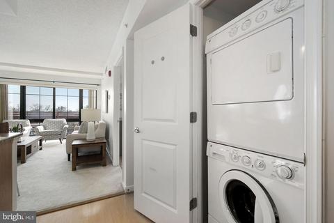 7915 Eastern Ave #714, Silver Spring, MD 20910 photo 16