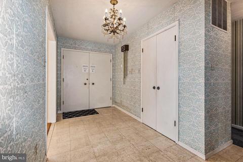 2204 Solmar Dr, Silver Spring, MD 20904 photo 4