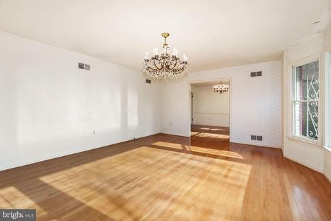 2204 Solmar Dr, Silver Spring, MD 20904 photo 6