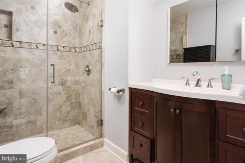 10285 Green Holly Ter, Silver Spring, MD 20902 photo 22