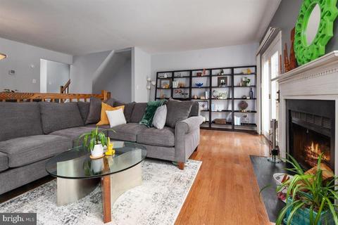 10285 Green Holly Ter, Silver Spring, MD 20902 photo 13