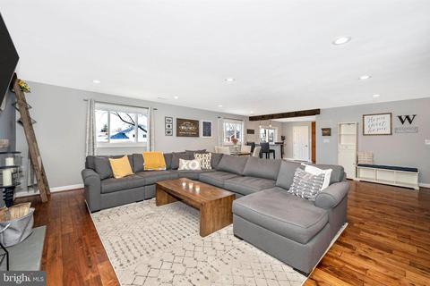 17321 Hughes Rd, Poolesville, MD 20837 photo 8