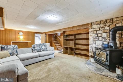 902 Orange Dr, Silver Spring, MD 20901 photo 20