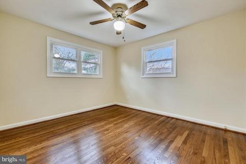 902 Orange Dr, Silver Spring, MD 20901 photo 16
