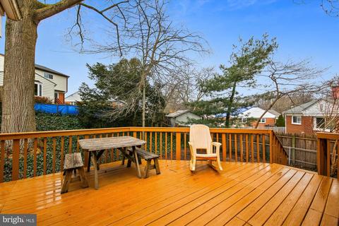 902 Orange Dr, Silver Spring, MD 20901 photo 13