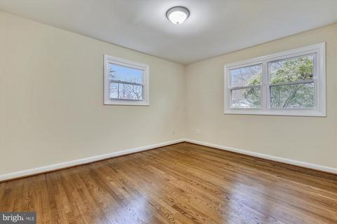 902 Orange Dr, Silver Spring, MD 20901 photo 17