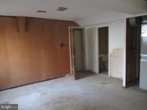 909 Burnt Crest Ln, Silver Spring, MD 20903 photo 21