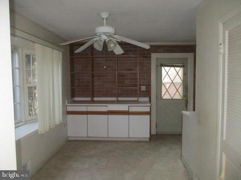 909 Burnt Crest Ln, Silver Spring, MD 20903 photo 6