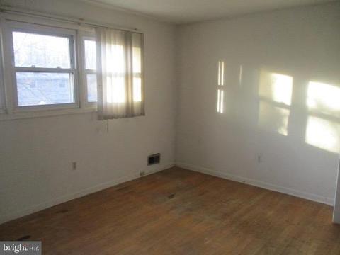 909 Burnt Crest Ln, Silver Spring, MD 20903 photo 17