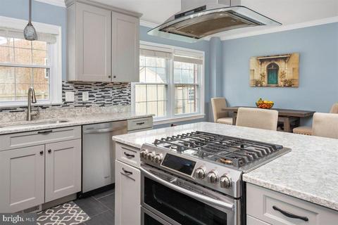714 Kerwin Rd, Silver Spring, MD 20901 photo 9