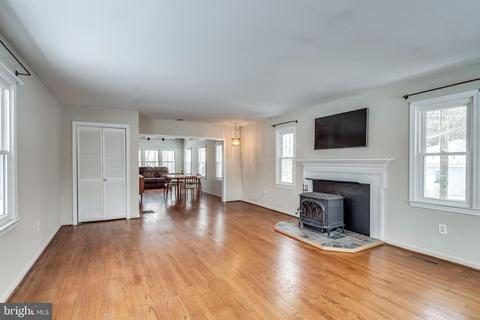 1206 Ednor Rd, Silver Spring, MD 20905 photo 6